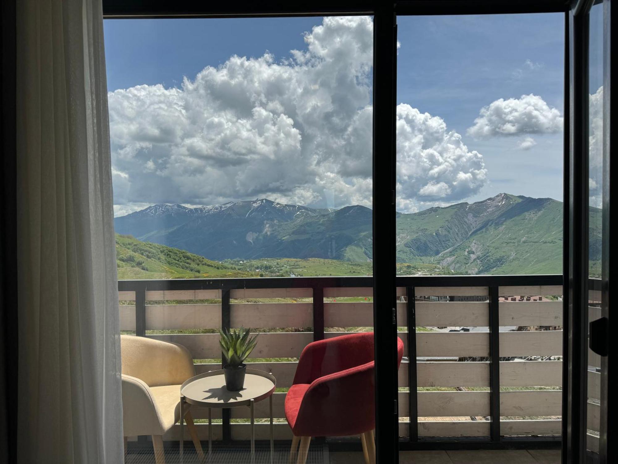 Gogi Resort Gudauri Exteriör bild